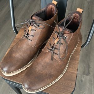 Steve Madden brown boots (9.5)